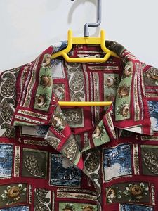Unisex Vintage style Printed shirt