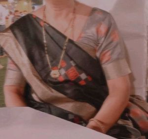 Elegant Black Saree with Red &amp; Grey Motifs