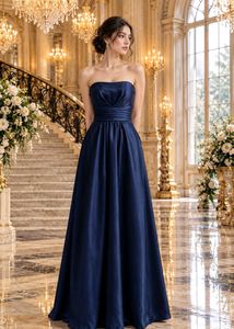Elegant Navy Blue Strapless Gown ❤️