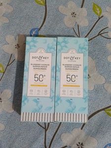 DOT & KEY Blueberry Hydrate Sunscreen combo