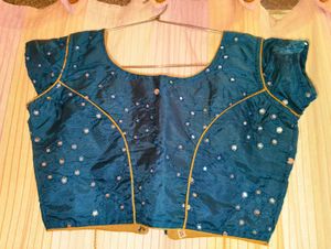 Lehenga Choli with Mirror Work(9-10 yrs)