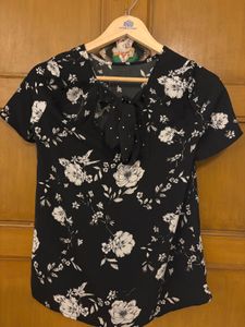Vero Moda Floral Design Top