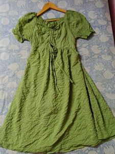 Chic Green Textured Midi Dress