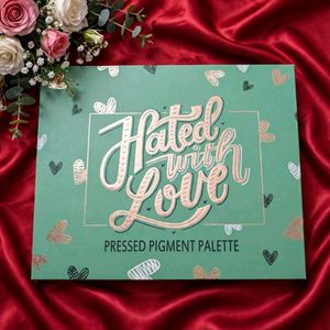 Large Pressed Pigment Eyeshadow Palette