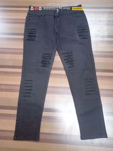 (I-28) 32 Size Slim Fit Denim Jeans