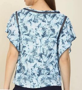 Blue Leaf Print Ruffle Sleeve Top