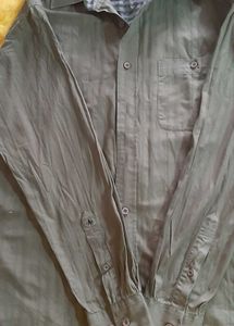 ARROW Shirt for men. Olive green S