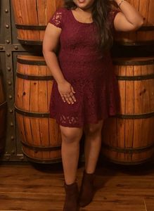 Ginger Floral Lace Mini Dress( Maroon)