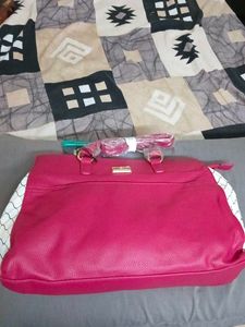 carpese Chic Red Tote Handbag