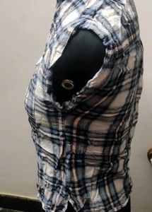 Plaid Sleeveless Shirt