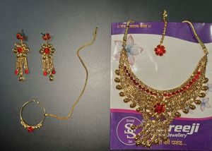 Bridal  Red and Gold Jewellery Set