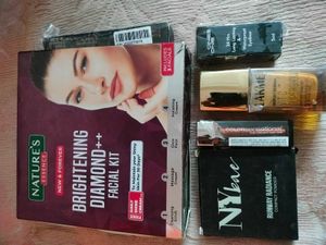 Nature's Essence Facial Kit &amp; Makeup