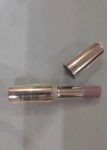 Lakme priming matte lipstick