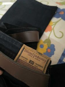 Men's Dark Wash Jeans with Belt