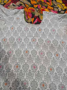 Elegant Kurta with  lages Intricate Pattern