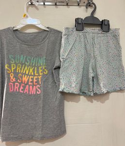 Mothercare Girls Set Of Tshirt N Shorts 6-8yr
