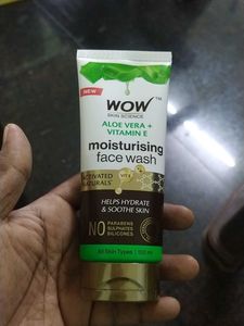 WOW Skin Science Moisturising Face Wash