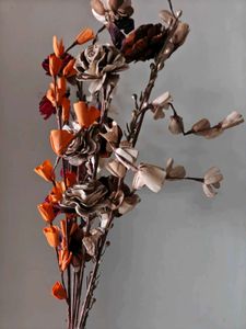 Decorative Dried Flower Arrangement