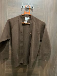 Brown Cardigan Sweater 🤎