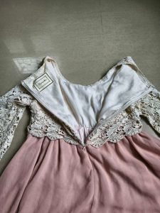 Elegant Lace &amp; Chiffon dress