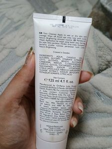 Brightening Cleanser