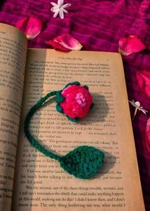 Crochet roses: stay forever
