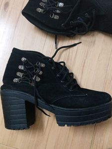 Black Chunky Platform Boots