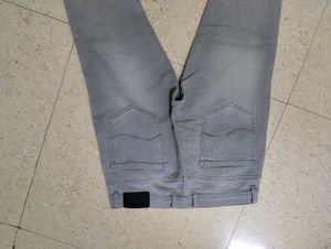 Men's Grey Denim Jeans