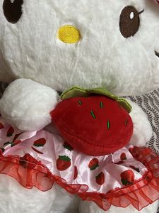 Cute Hello Kitty Plush Toy