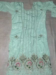 Elegant Mint Green Embroidered Kurta