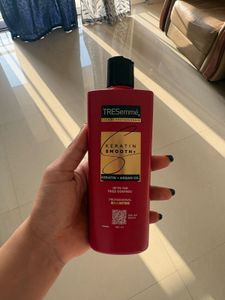 TRESemme Keratin Smooth+ Shampoo 180ml