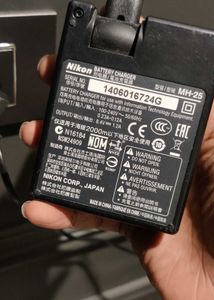 Nikon MH-25 Battery Charger &amp; Batter