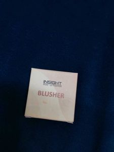 Insight Blusher - Makeup Essentials