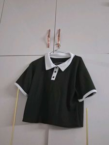 Dark Green Collared Crop Top