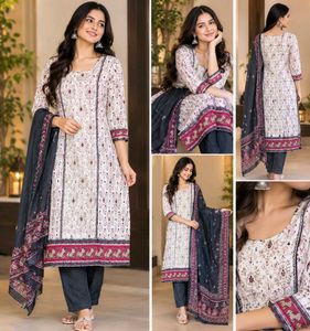Beautiful Ethnic Kurta Set