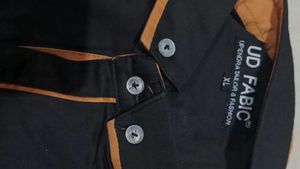 Stylish Men's Black Casual Shirt
