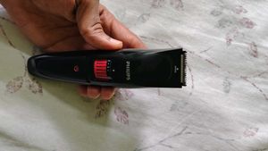 Black Hair Trimmer