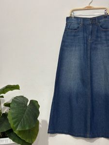 Back Slit Denim Skirt