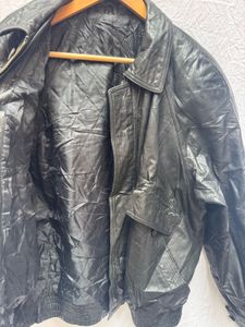 Vintage Black Leather Bomber Jacket