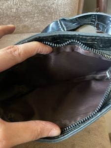 Chic Black Croc Embossed Shoulder Bag