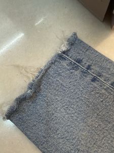 Light Wash Ripped Jeans