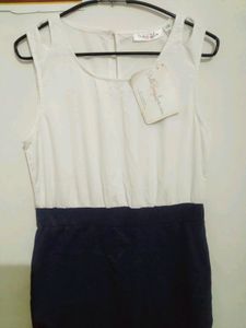 Stalk Brand New Dress M Size Bow Design On Back