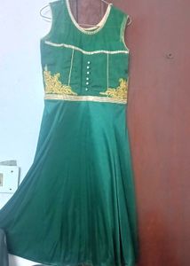 Stunning Green Churidaar Kurta with net dupatta