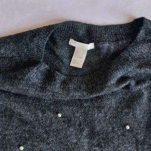 H&amp;M Pearl Embellished Grey Sweater 🫧