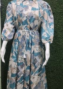 Boutique Design Pleated Dress With Belt