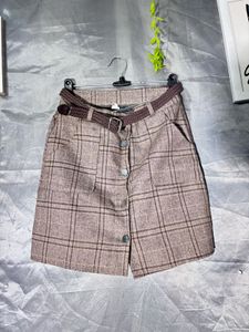 Chic Plaid Mini Skirt with Belt