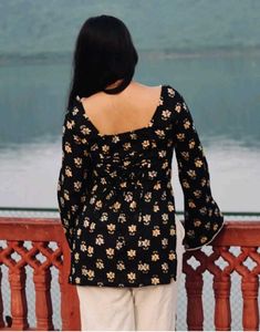 SAANGH CORSET BACK KURTI🤍💌
