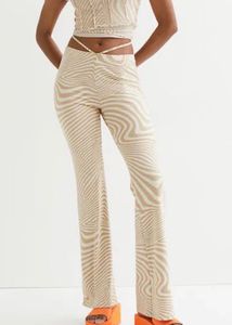 H&M Retro Swirl Print Flare Pants🐯