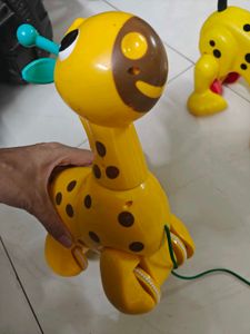 Pull Along Giraffe &amp; Dog Toys