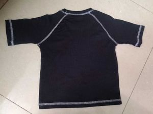 Black Graphic Crop Top